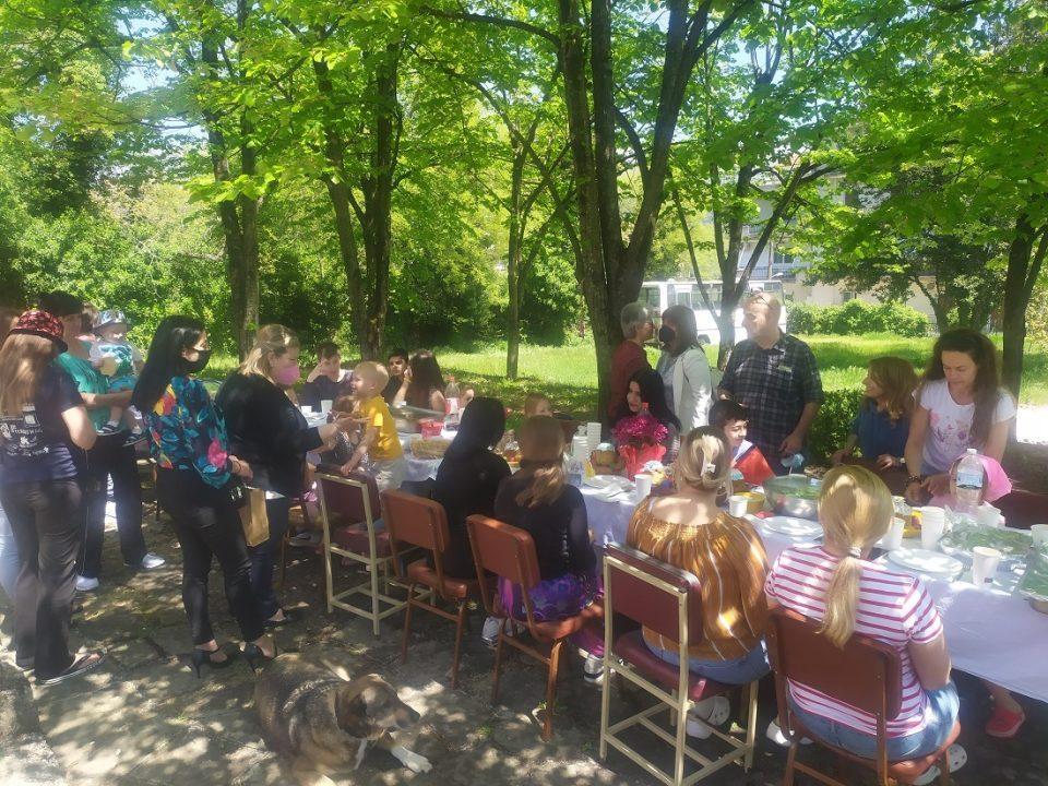 oukranoi pasxalino trapezi