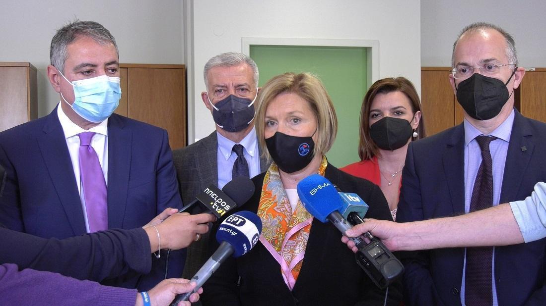 Είδε πολλά και πολλούς, είπε ελάχιστα 56 gkagka pgni diloseis