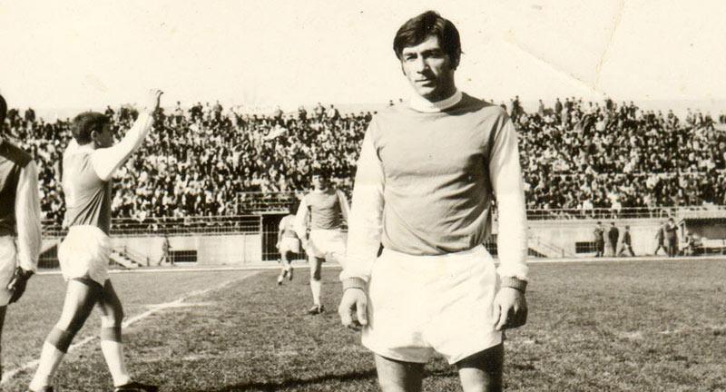 Κώστας Οικονομίδης