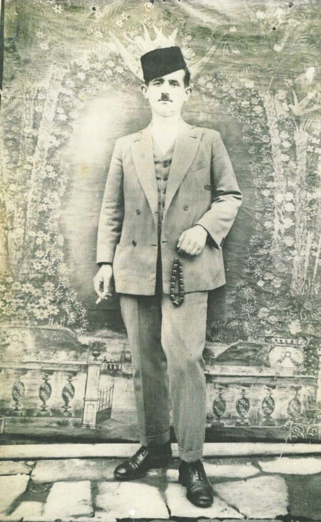 Νιάνιος Custom