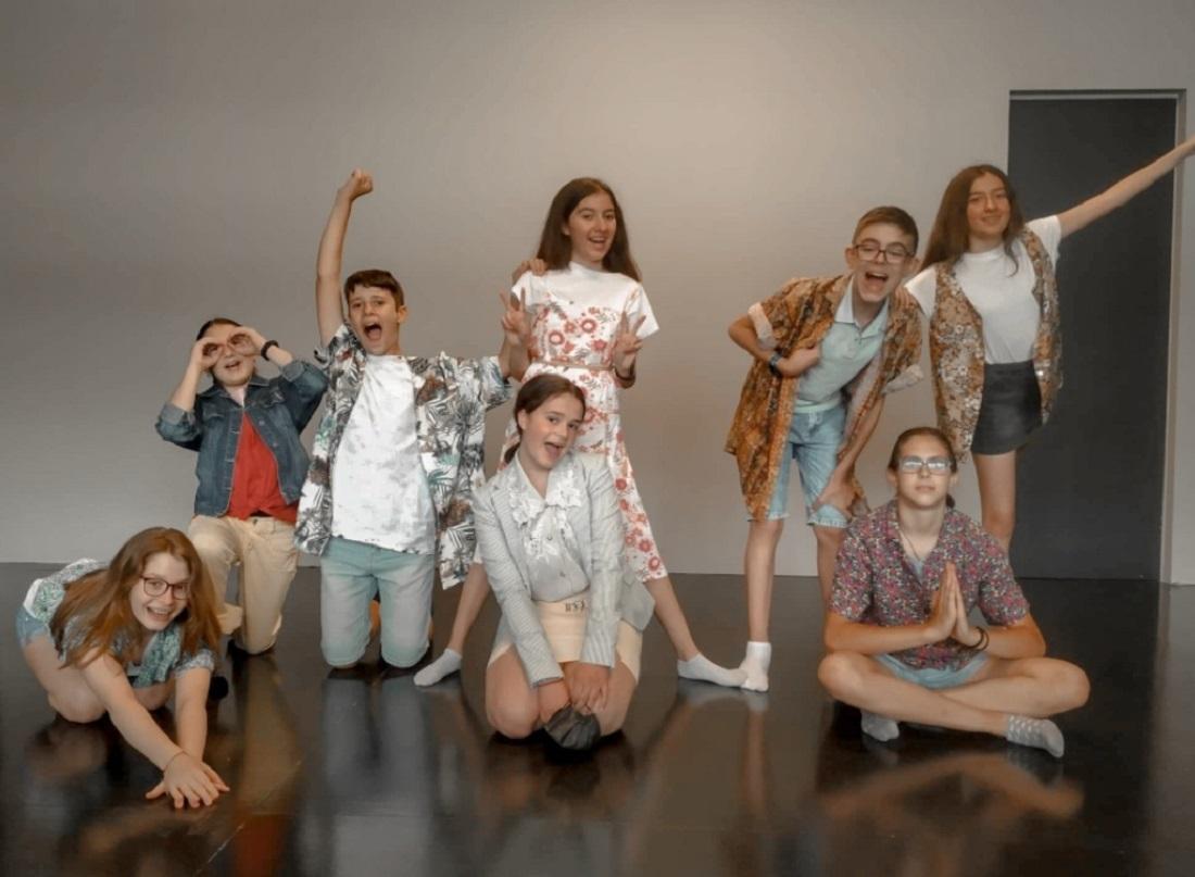 ergastiria Theatrikisympaignia 3