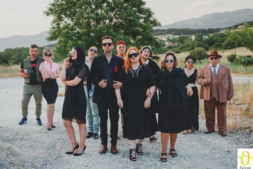 theora mpampaminxanapethaneis 1