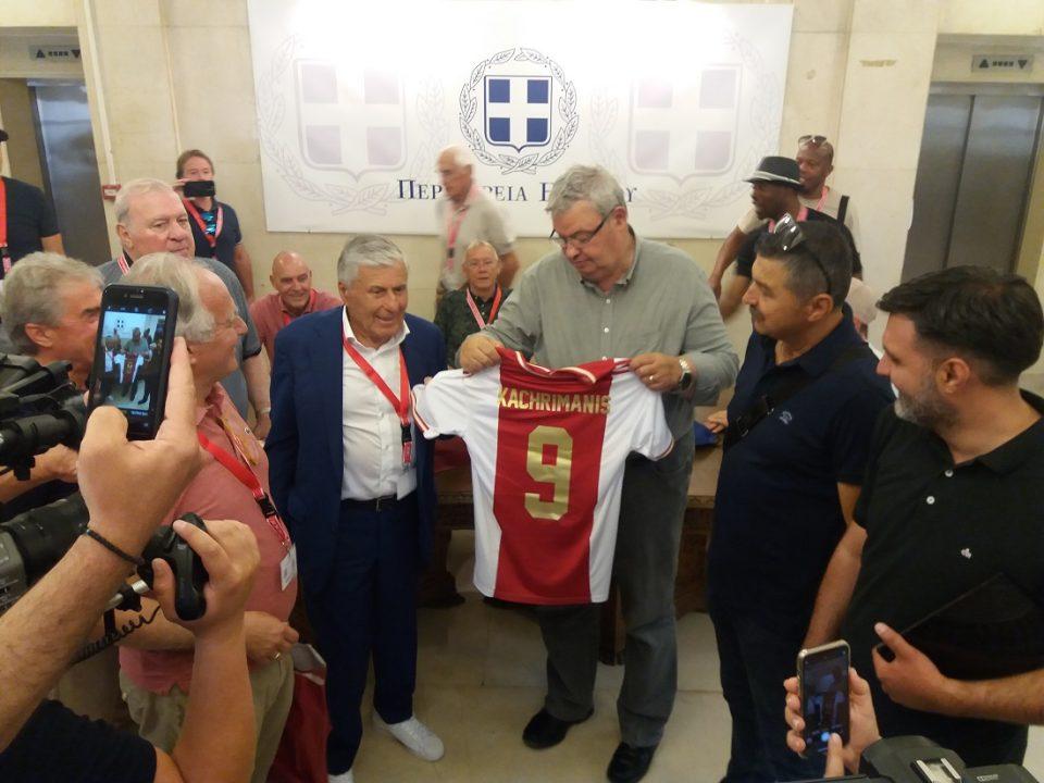 Άγιαξ Περιφέρεια 10