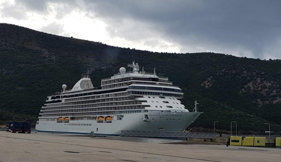 krouazieropoloio igoumenitsa