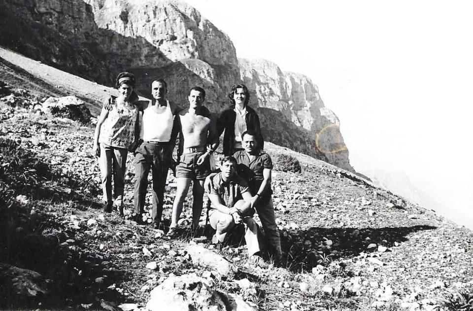 ΑΣΠΡΟ ΜΑΥΡΟ 21092022