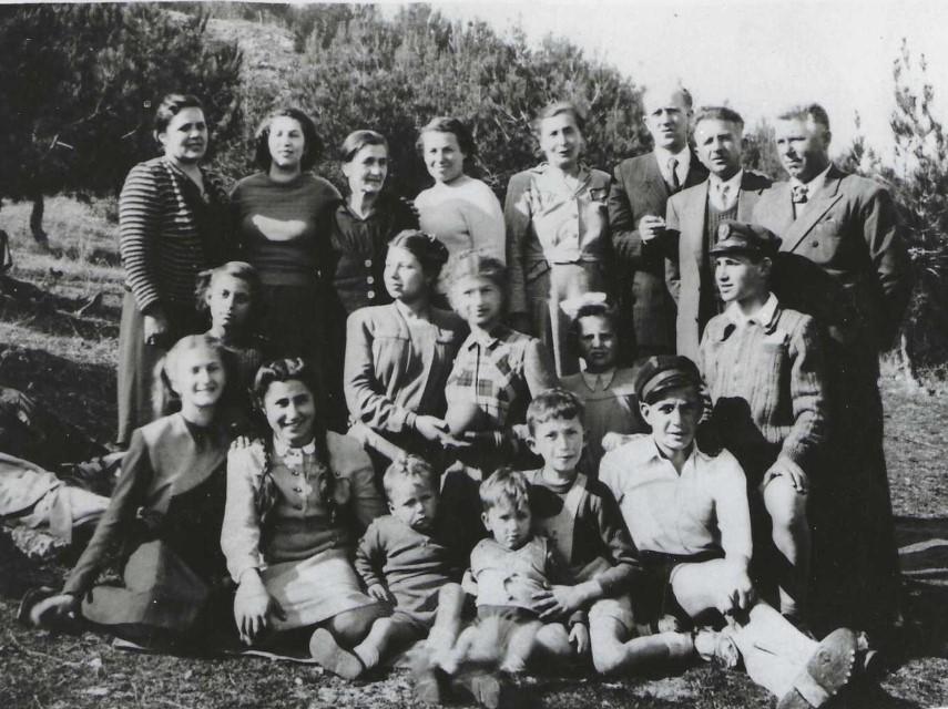 ΑΣΠΡΟ ΜΑΥΡΟ 24092022 Custom