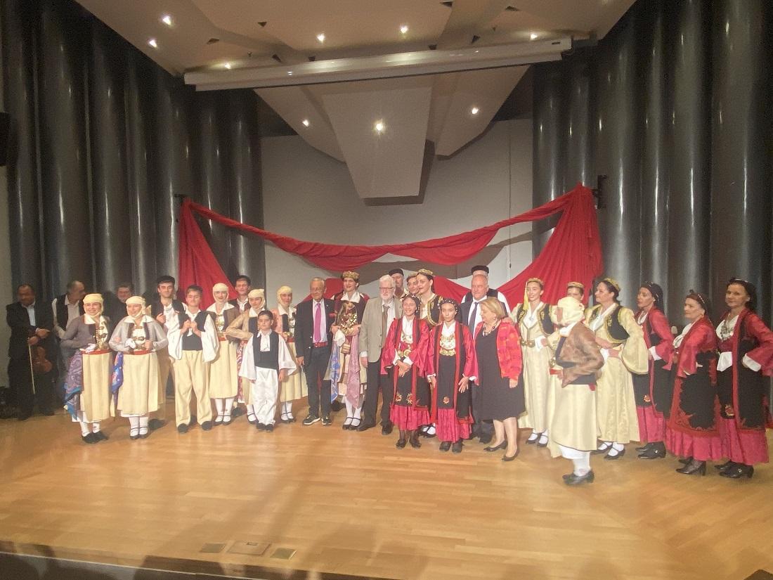 Μια γέφυρα πολιτισμού εγκαινιάστηκε 55 ekdilwsipapagou 1