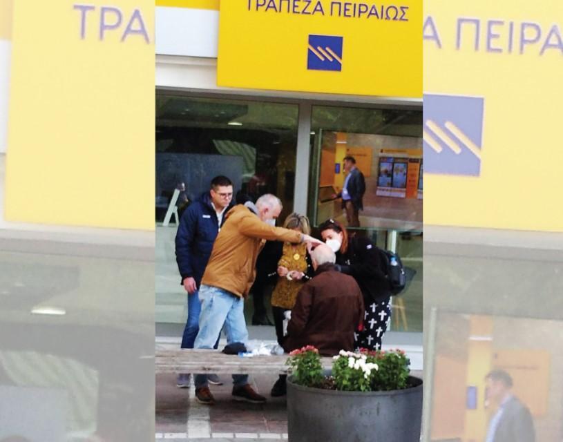 ΠΤΩΣΗ ΗΛΙΚΙΩΜΕΝΟΥ ΠΕΙΡΑΙΩΣ για site Custom