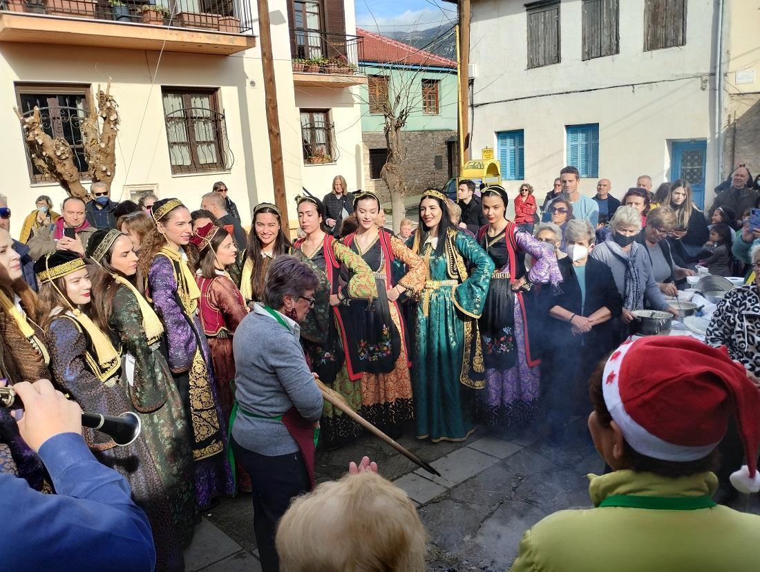 Τουριστική… ατραξιόν «Τα Σπάργανα του Χριστού» 56 Spargana Kastro2022 1