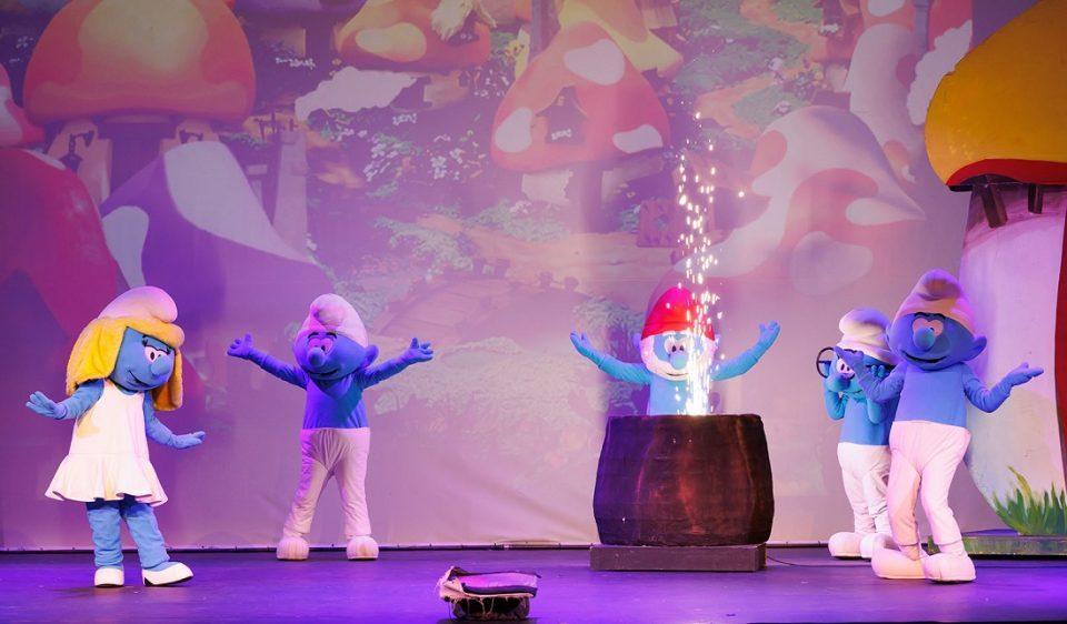 smurfs epixeirisi stroumfita 4