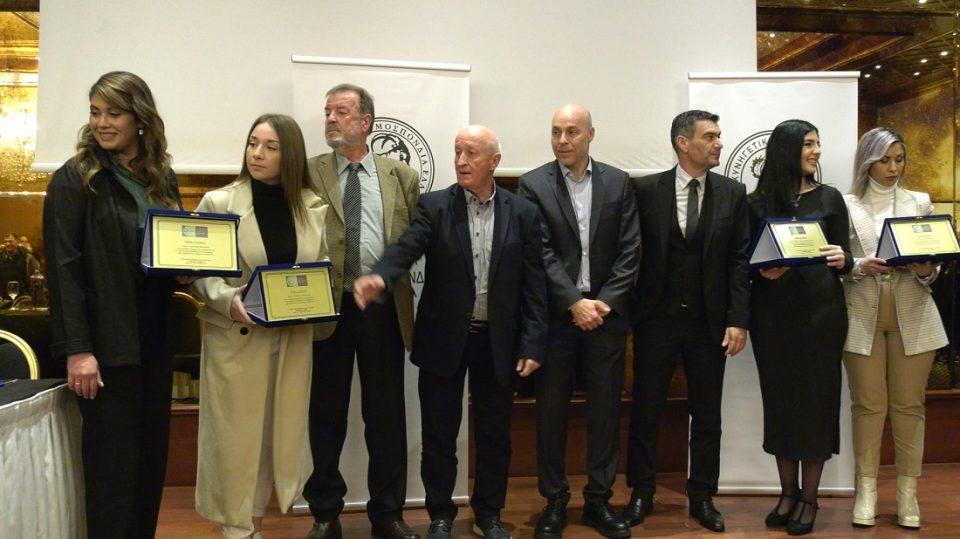 kynhgoi gynaikes brabeyseis