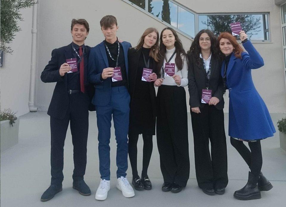 Dwdwnaia Eikonikes Dikes 1