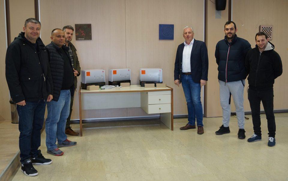 apinidwtes pliakos