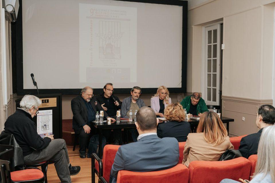panel 9oDiethnes