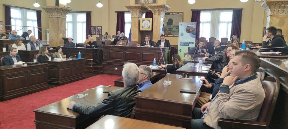 simfono klimatikis allagis