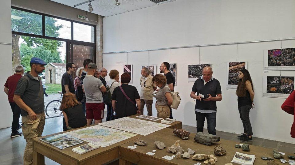 Ekthesi petrwmatwn geoparkou 1