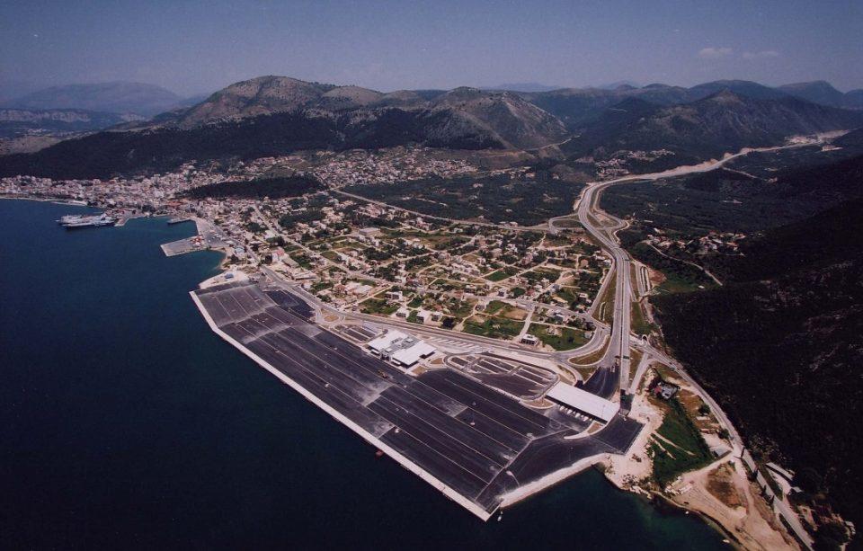 Limani Hgoumenitsas apo psila