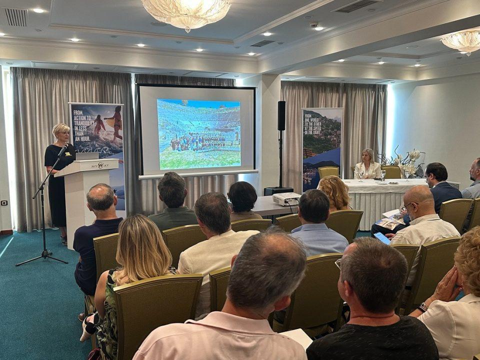 Patra touristikiprovoli 1