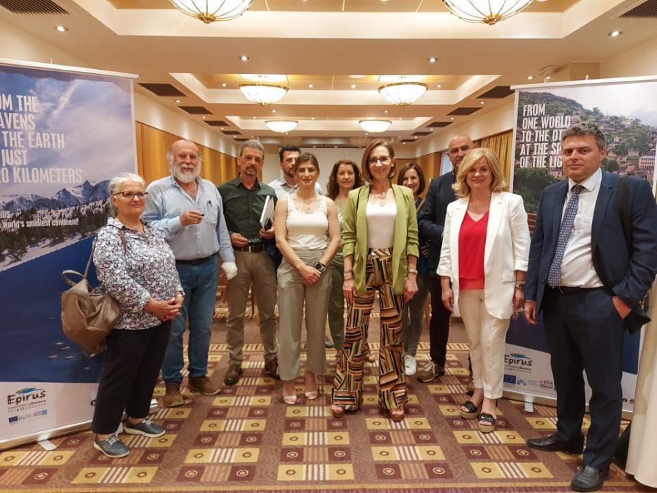 ΕΚΔΗΛΩΣΗ ΛΑΡΙΣΑ2 Medium