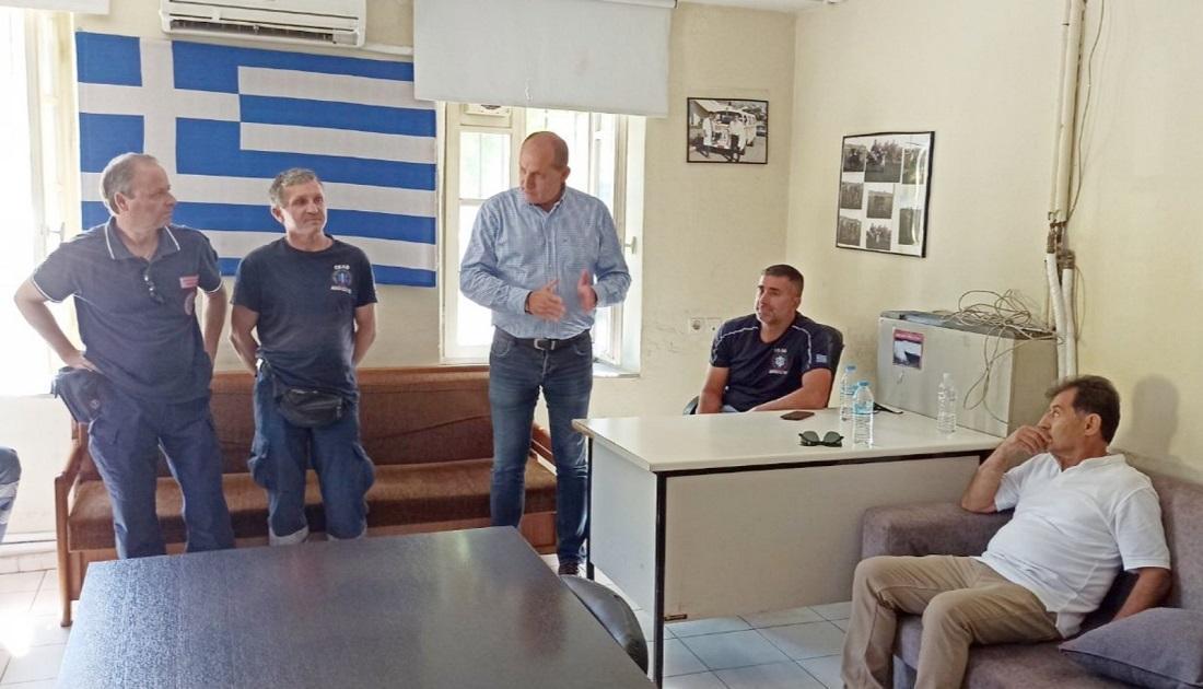 Επίσκεψη Στ. Ζούμπα σε Ερυθρό Σταυρό και ΕΚΑΒ 50 Zoumpas EKAV 2