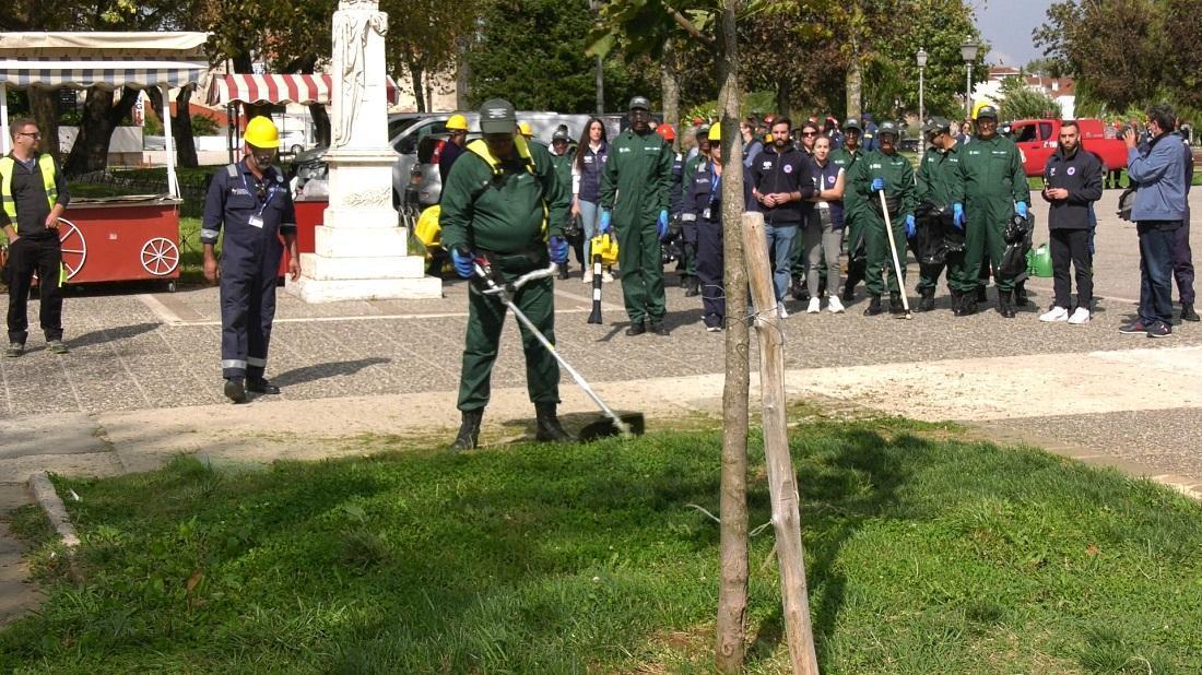 Κοινωνική ένταξη μέσω εθελοντικών δράσεων 54 askisi prosfyges3
