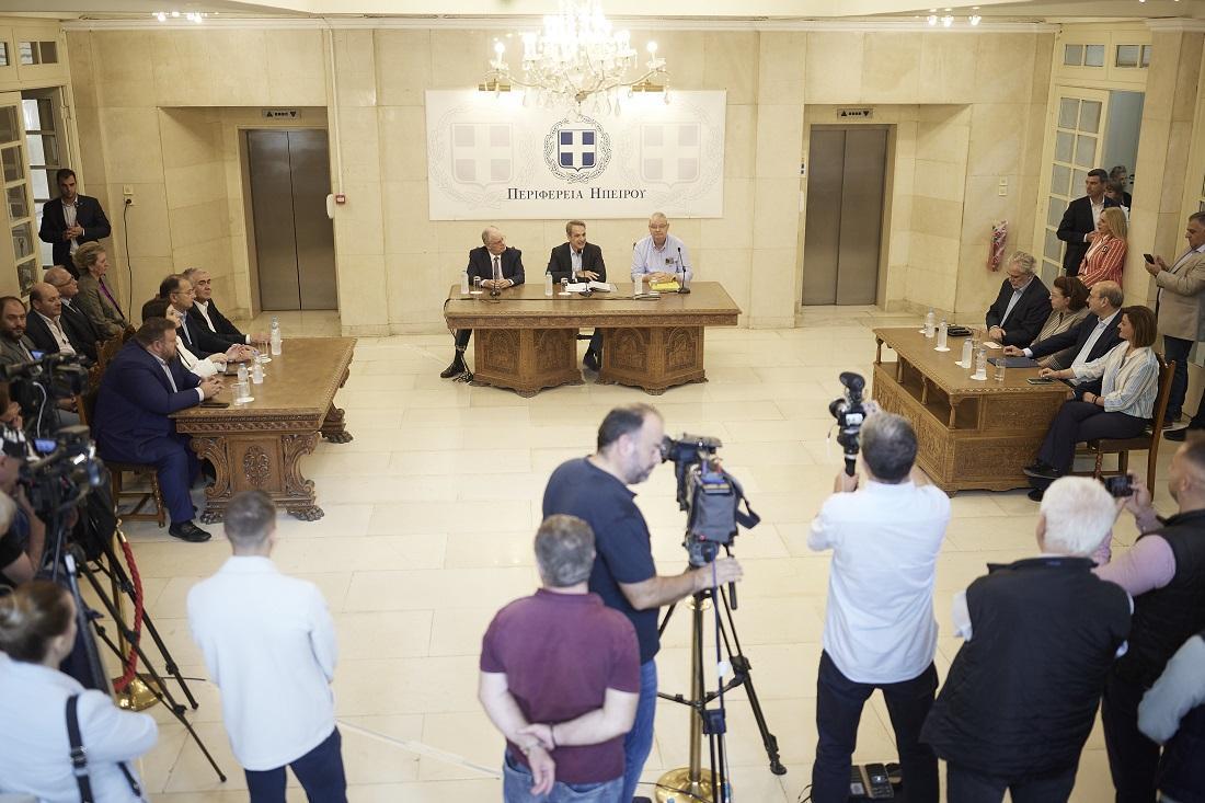 Μια από τα ίδια… για την Ήπειρο 51 Mitsotakis Perifereia20102023 2