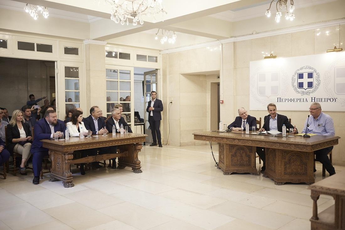 Μια από τα ίδια… για την Ήπειρο 50 Mitsotakis Perifereia20102023 3