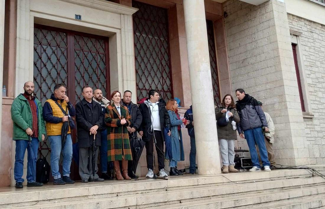Forologiko Kinitopoiisi 8