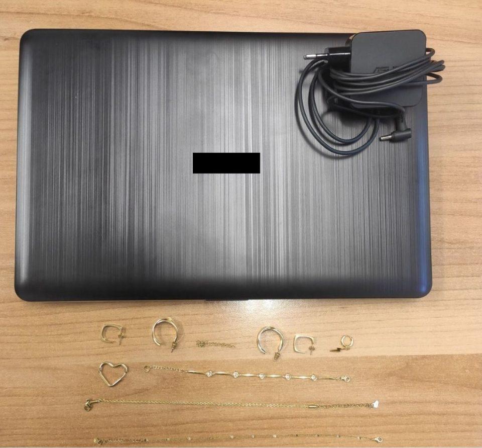 laptop xrysafika