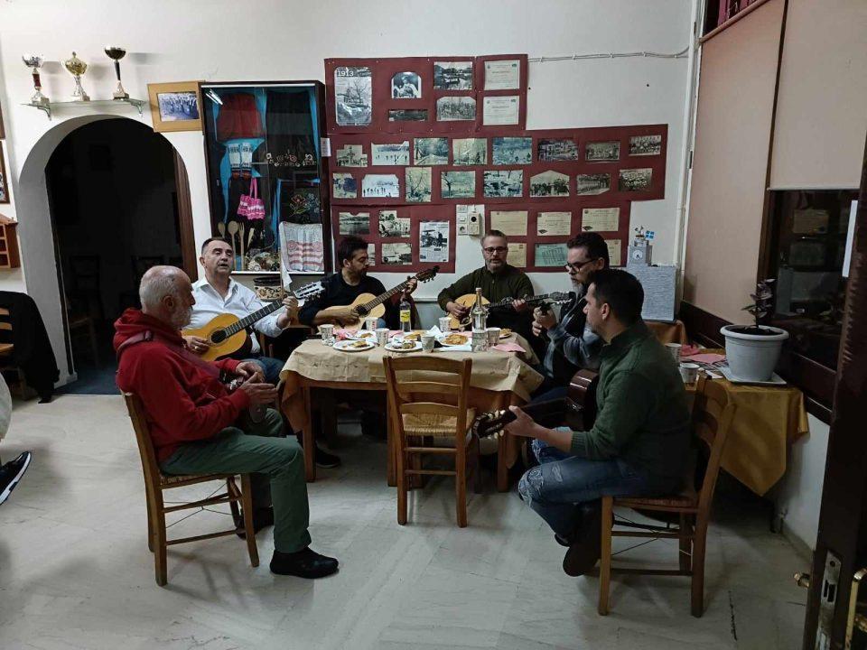 Κάστρο Ρεμπετόφιλοι 2