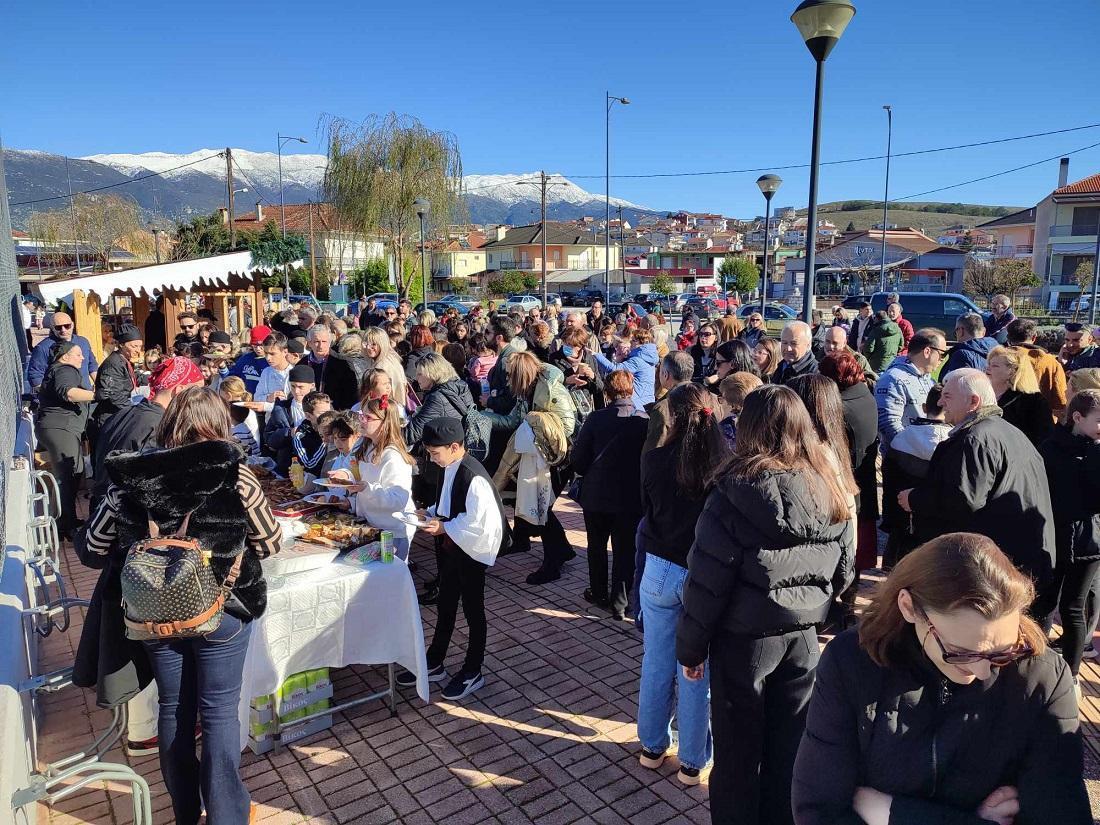 Ο Δήμος Ζίτσας υποδέχθηκε τα Χριστούγεννα 52 GiortiXristougenna Eleousa 1