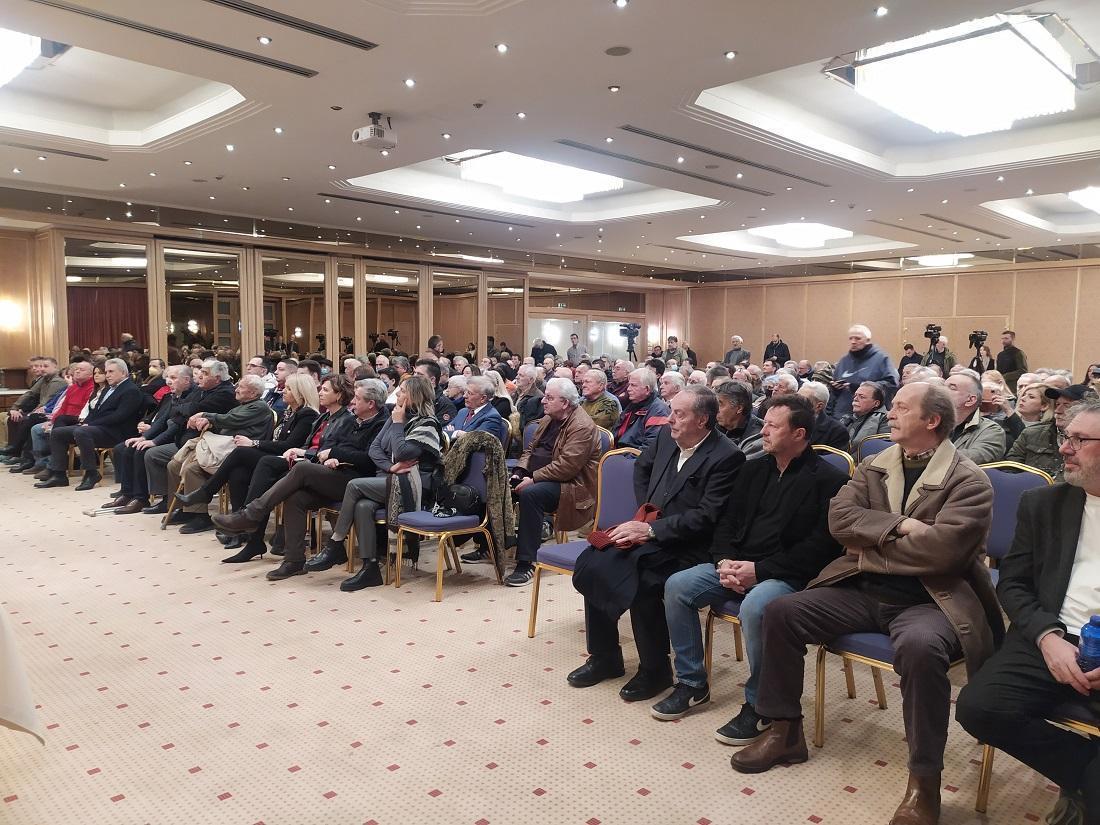 syriza famellos4