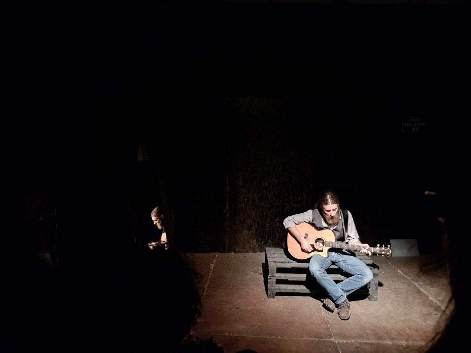 Asimos Theatriko 4