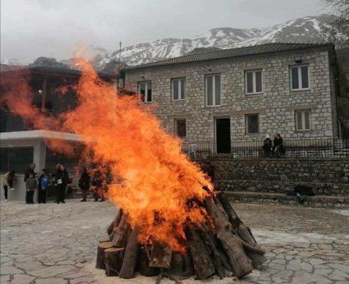 Apokries Gotista Fetia