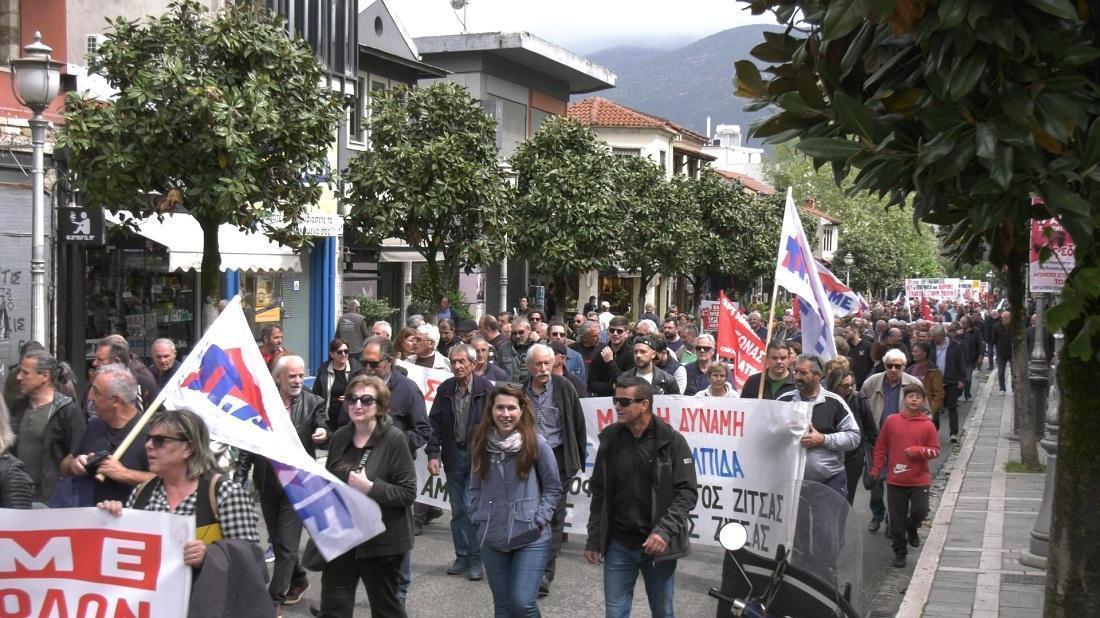 Μισθοί και ακρίβεια «καύσιμο» για τη συμμετοχή στις κινητοποιήσεις 54 poreia eki1