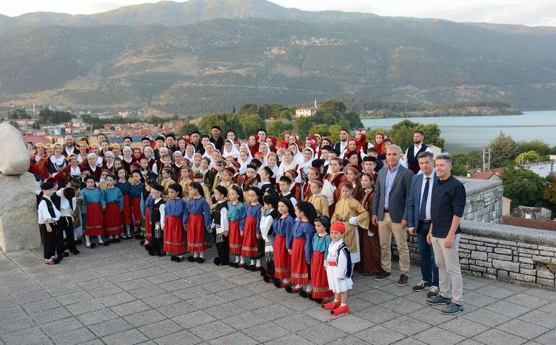 Μια παράσταση αντάξια της ιστορίας των 40 χρόνων του 56 Parastasi 40 xronia Tmima Paradosiakwn Xorwn 2