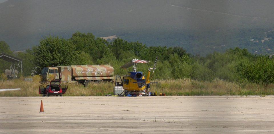 pyrosbestiko elikoptero