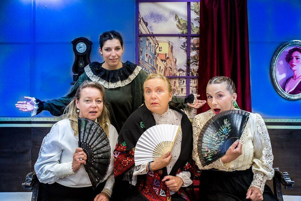 Epitheoritis Dwdwnaia Skini 2