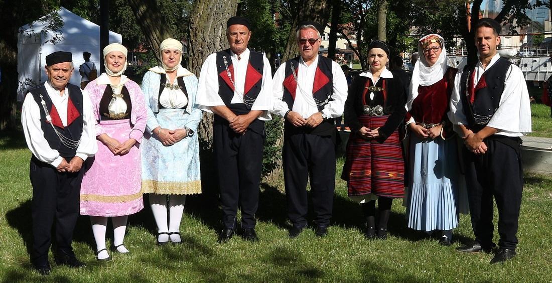 Syllogos Pwgwnisou Polyfwnikou Tragoudiou