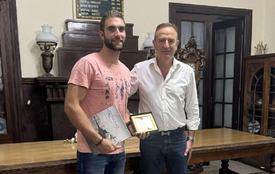 mpegkas ntouskos 960x1194 1