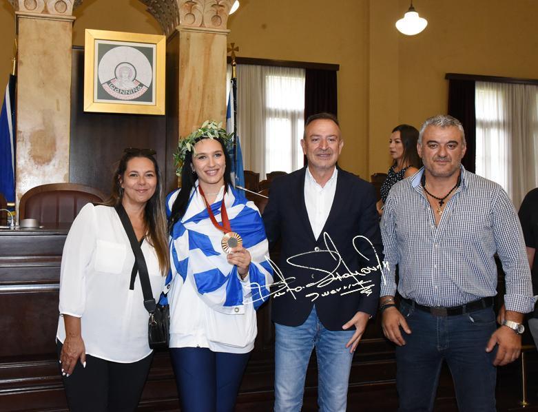 Ypodoxi Papastmatopoulou Foto Stamoulis 1