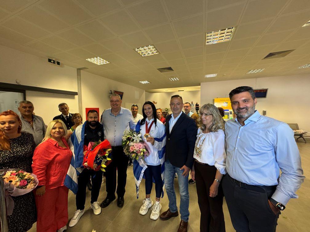 papastamatopoulou ypodoxi aerodromio