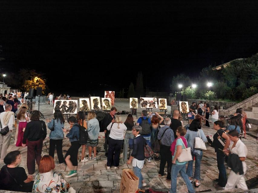 ΑΙΑΣ ΕΞΑΙΡΕΤΙΚΟΣ Custom