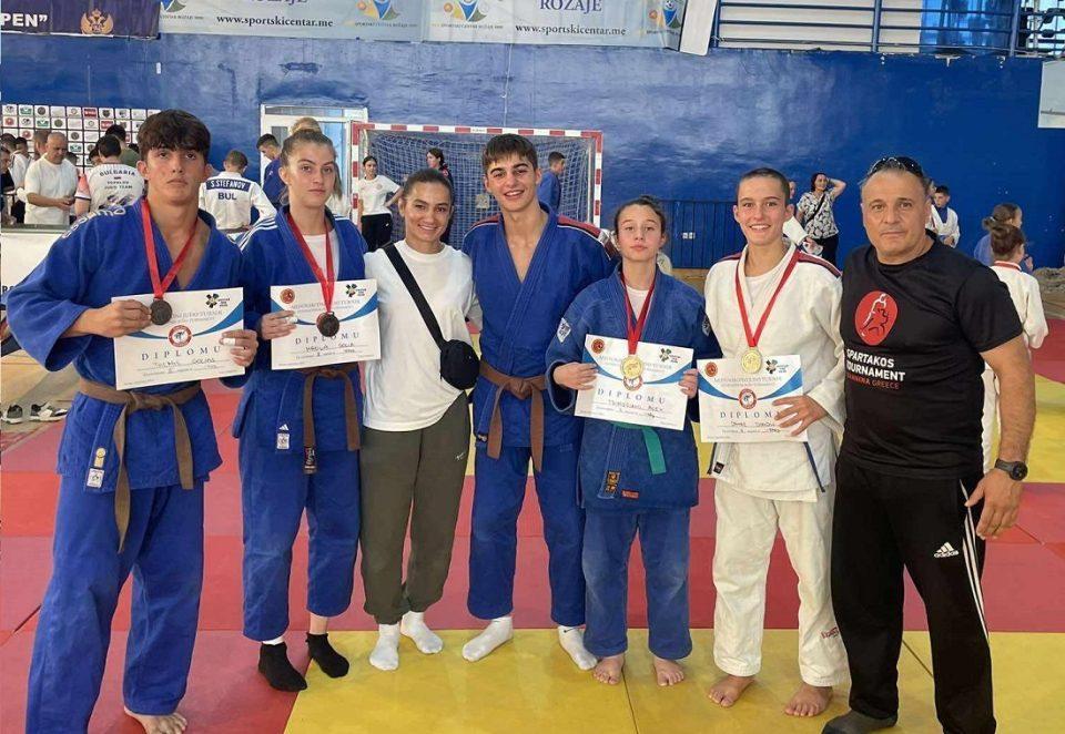 Spartakos Tzounto Mavrovounio