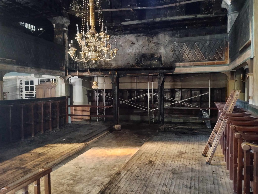 Mhtropoli katharismoskamenwn 4