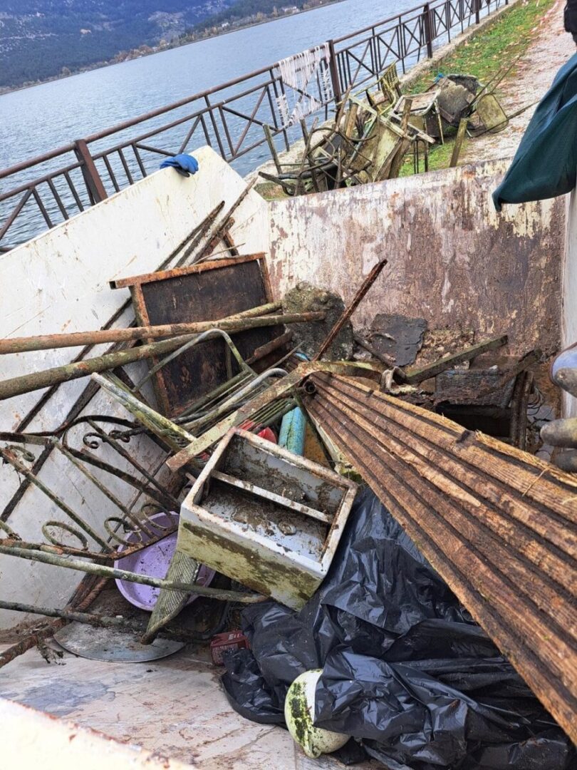 Ένας μεγάλος κάδος απορριμμάτων η Παμβώτιδα 57 ypovrixios Katharismos Pamvotida 4 scaled