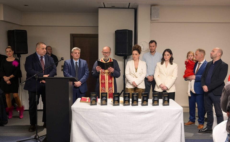 Enwsi Xenodohwn Pita 2025