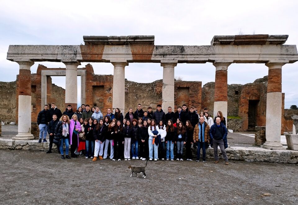 Italia 7o Gymnasio 1