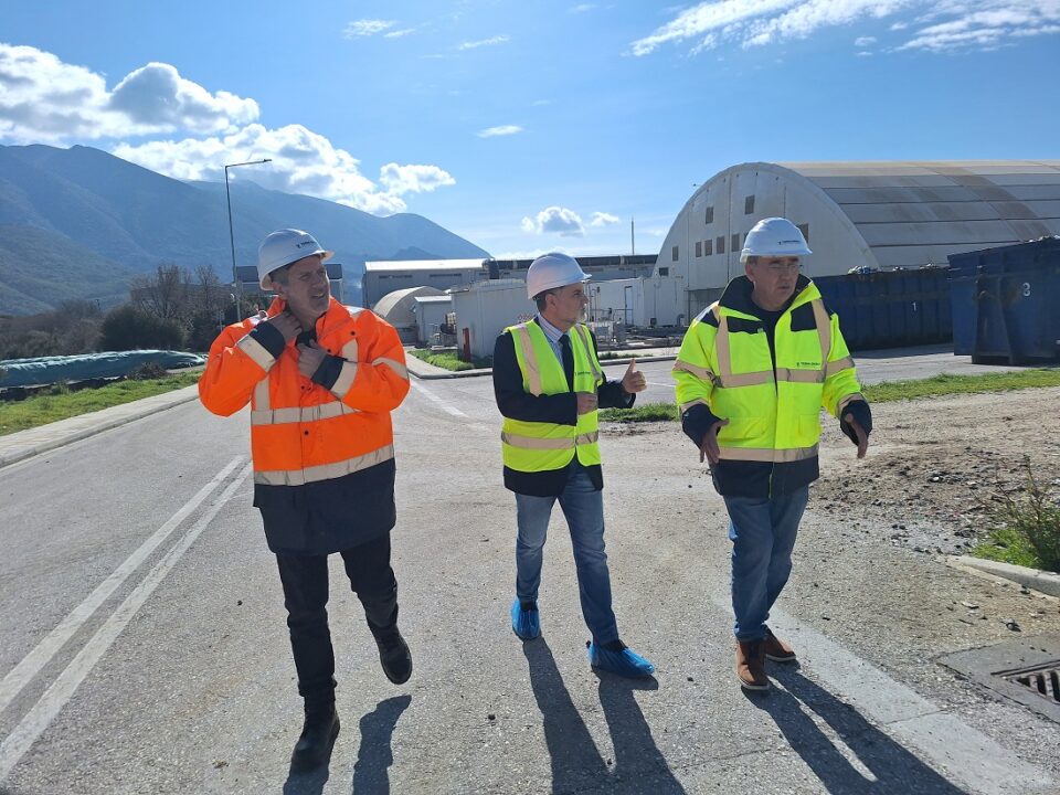 Tsimaris ergostasio aporrimmatwn