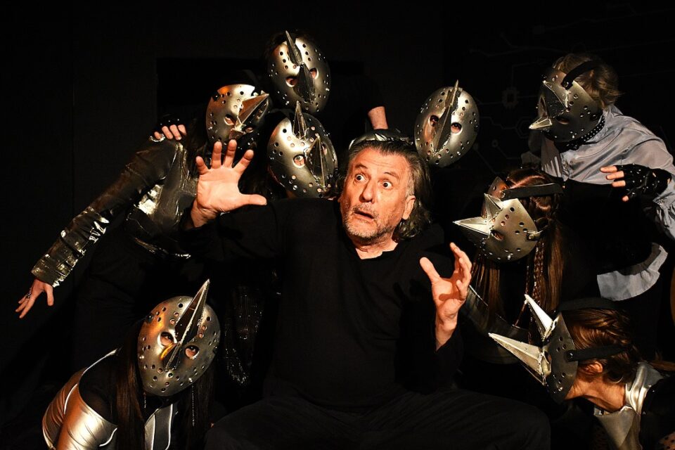 Rinokeros Atherapeftoi